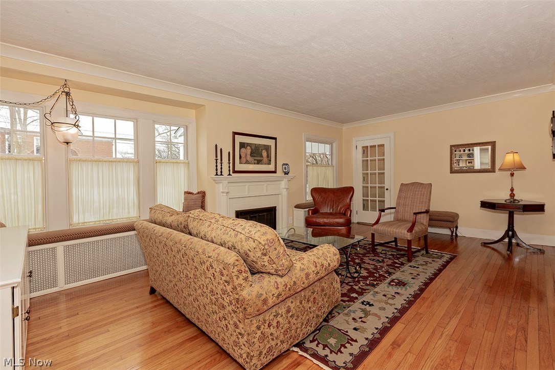 17413 Fernway Road Cleveland, OH 44120 - Photo 11 of 35 Gallery Image 11