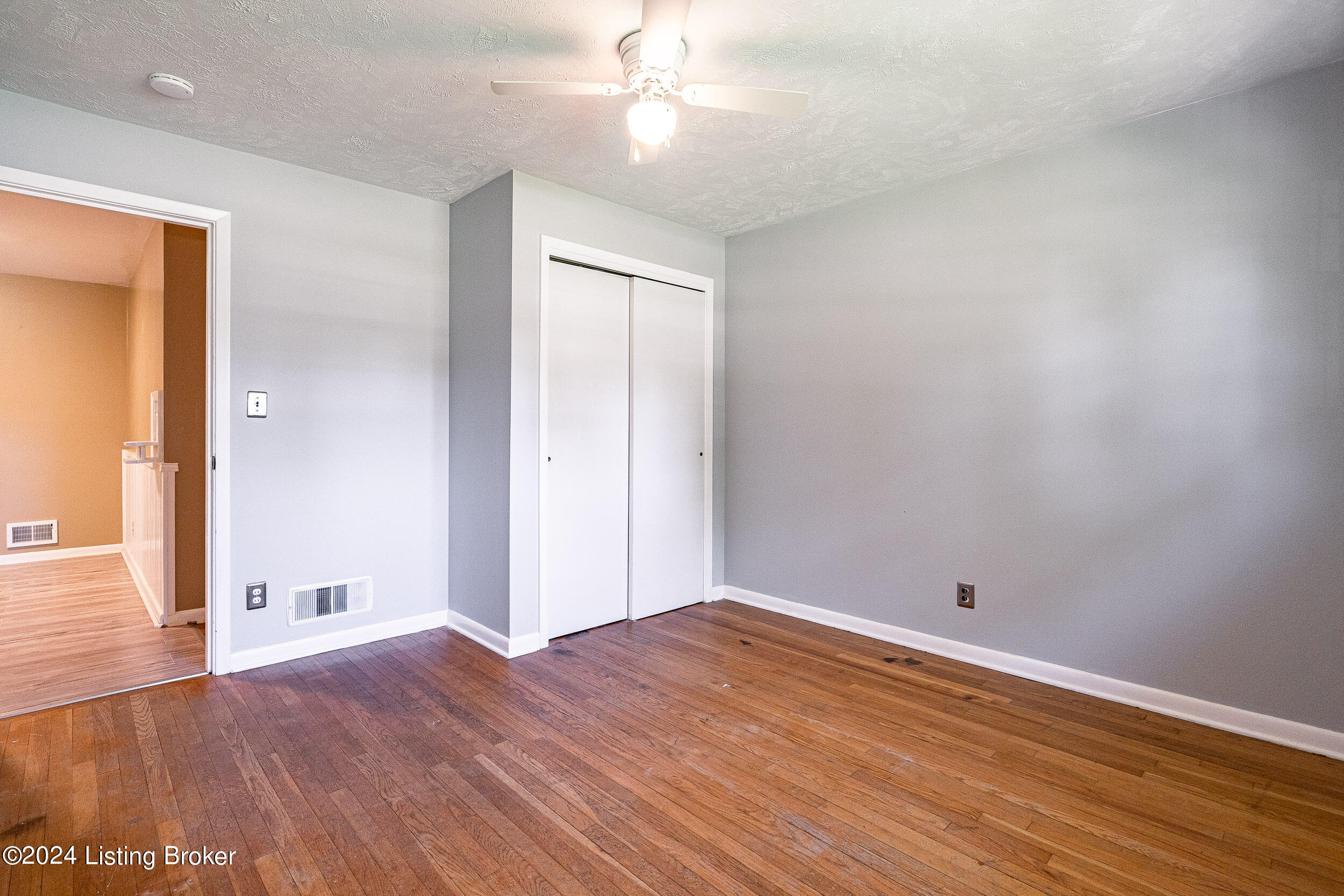 6421 Fernview Road Louisville, KY 40291 - Photo 26 of 52 6421 Fernview Road-40
