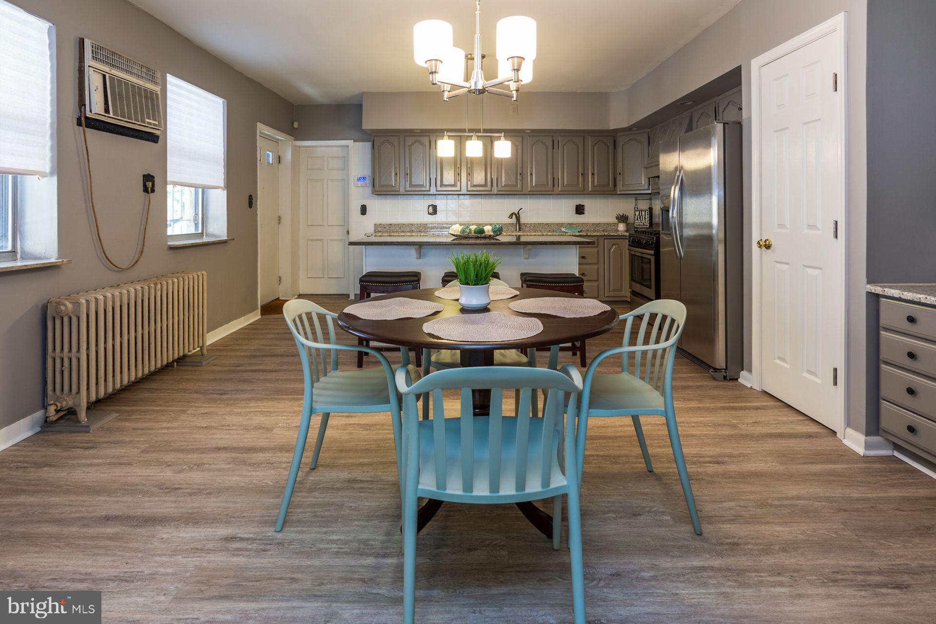 723 Tasker Street Philadelphia, PA 19148 - Photo 8 of 33 Eat in Kitchen