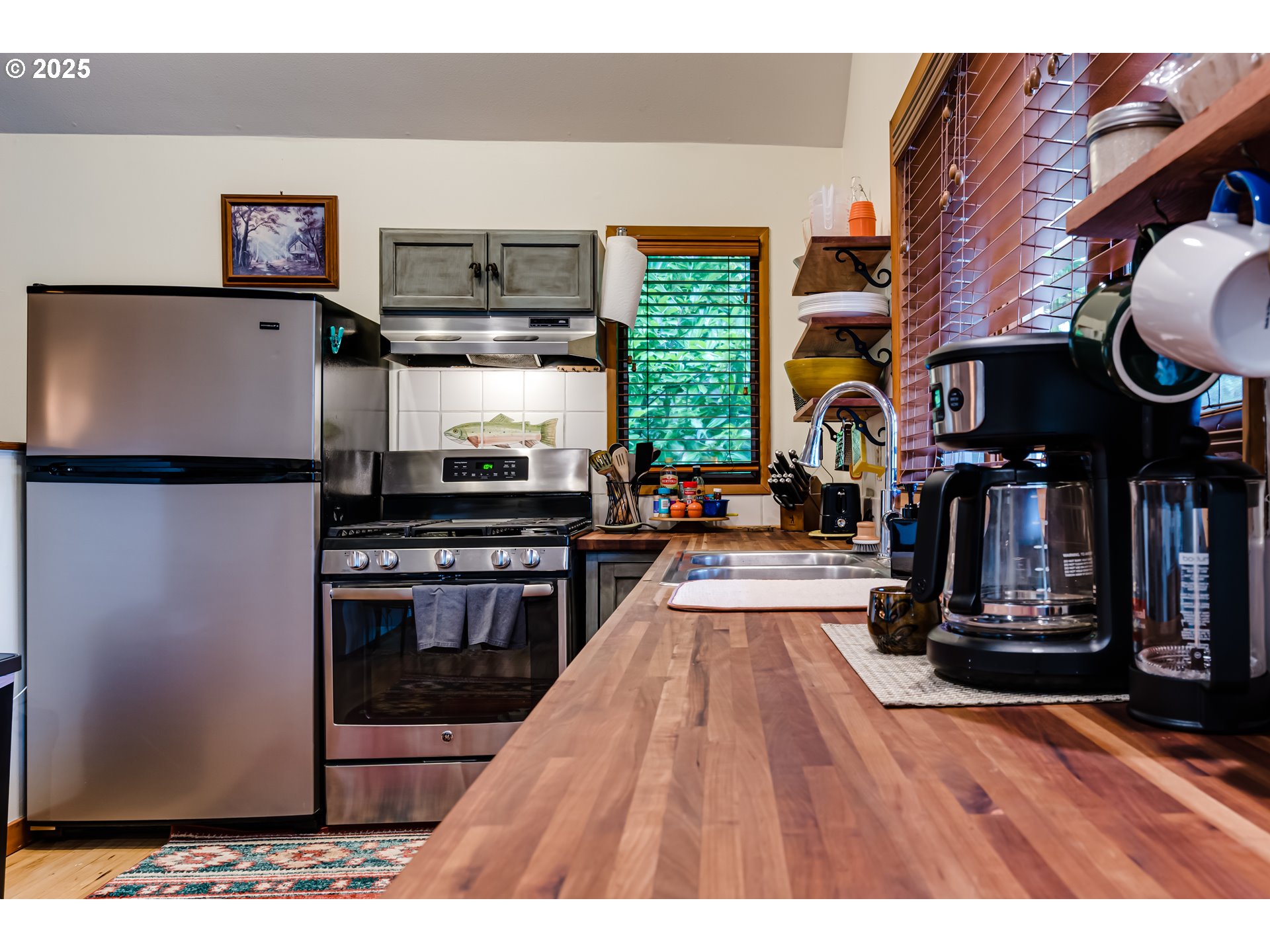 4519 Paddock Drive Eugene, OR 97405 - Photo 11 of 48