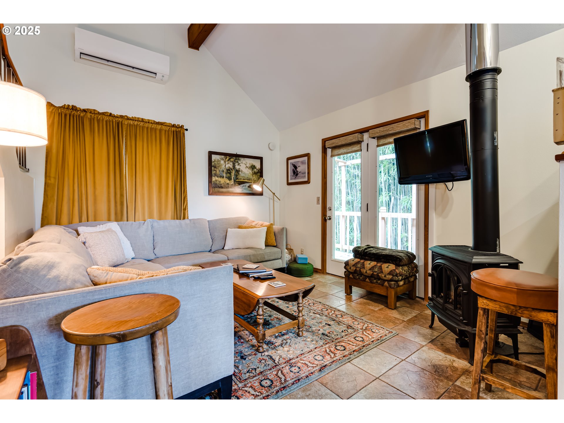 4519 Paddock Drive Eugene, OR 97405 - Photo 14 of 48