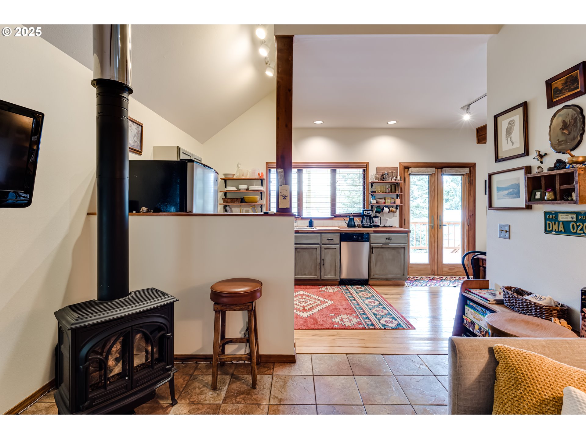 4519 Paddock Drive Eugene, OR 97405 - Photo 16 of 48