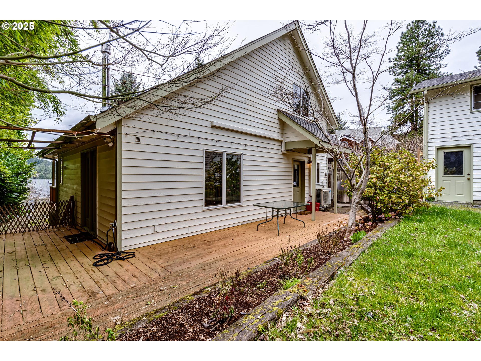 4519 Paddock Drive Eugene, OR 97405 - Photo 37 of 48