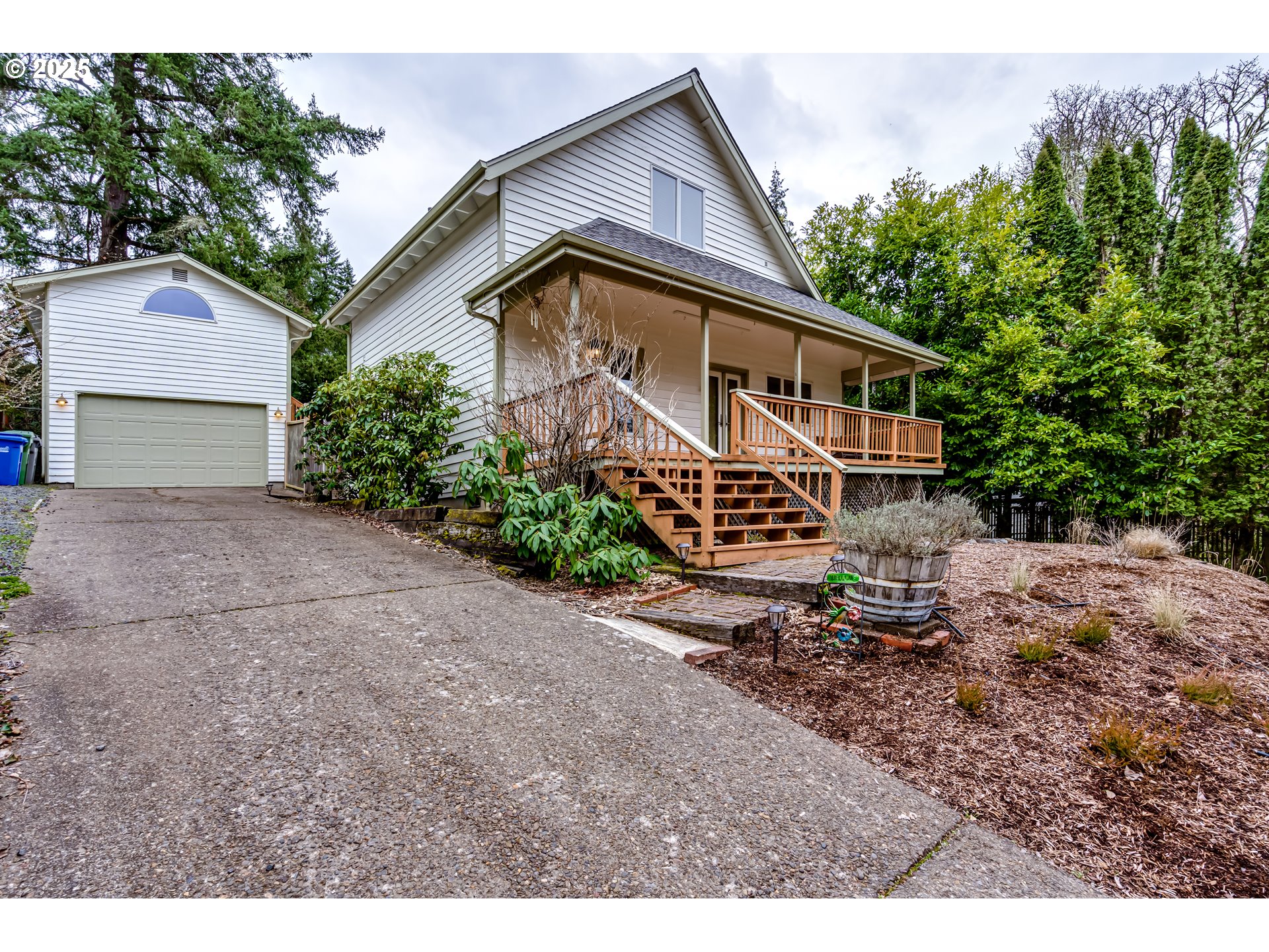 4519 Paddock Drive Eugene, OR 97405 - Photo 39 of 48