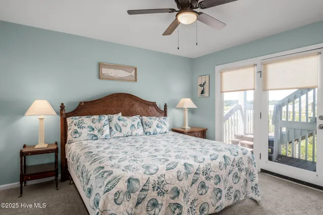 $1,100,000 | 982 Ocean Boulevard West, Holden Beach, NC 28462