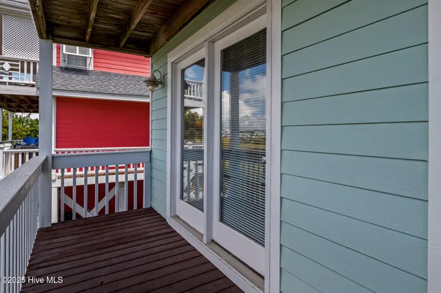 $1,100,000 | 982 Ocean Boulevard West, Holden Beach, NC 28462