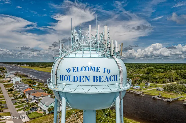 $1,100,000 | 982 Ocean Boulevard West, Holden Beach, NC 28462