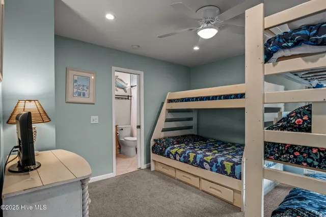 $1,100,000 | 982 Ocean Boulevard West, Holden Beach, NC 28462