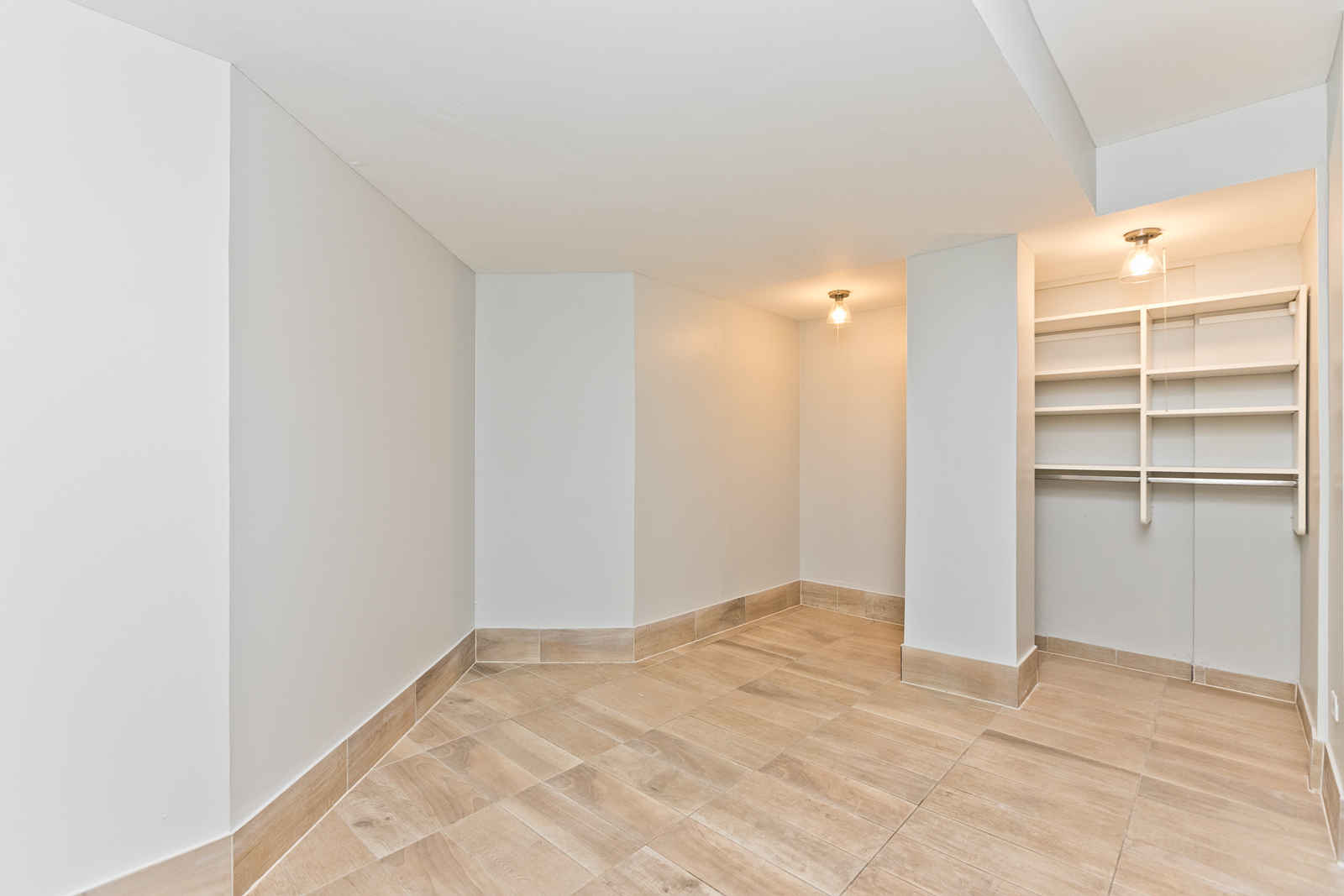 4061 North Sheridan Road, Unit G Chicago, IL 60613 - Photo 7 of 10