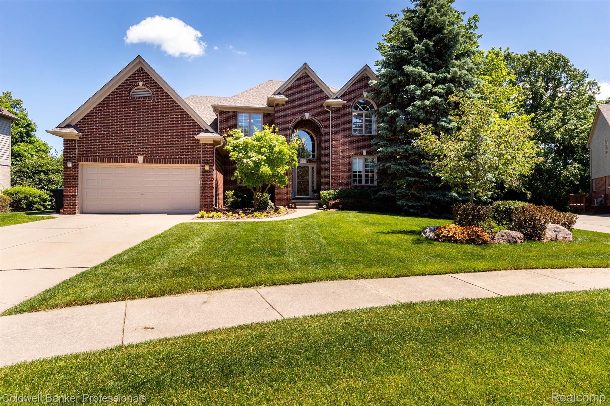 1385 Tulberry Circle Rochester, MI 48306 - Photo 2 of 63 Gallery Image 2