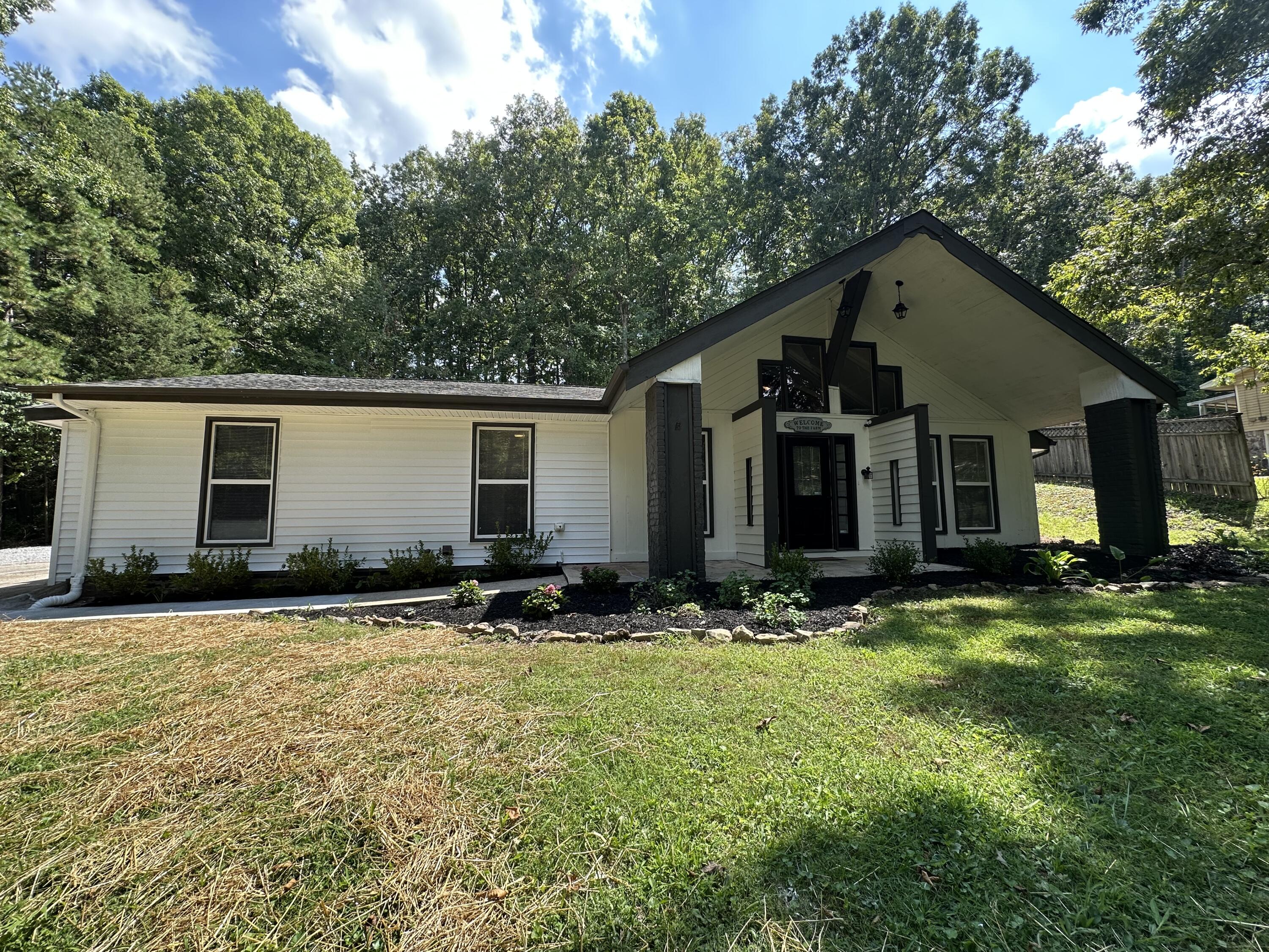 9506 Fuller Road Chattanooga, TN 37421 - Photo 3 of 38 IMG_5829
