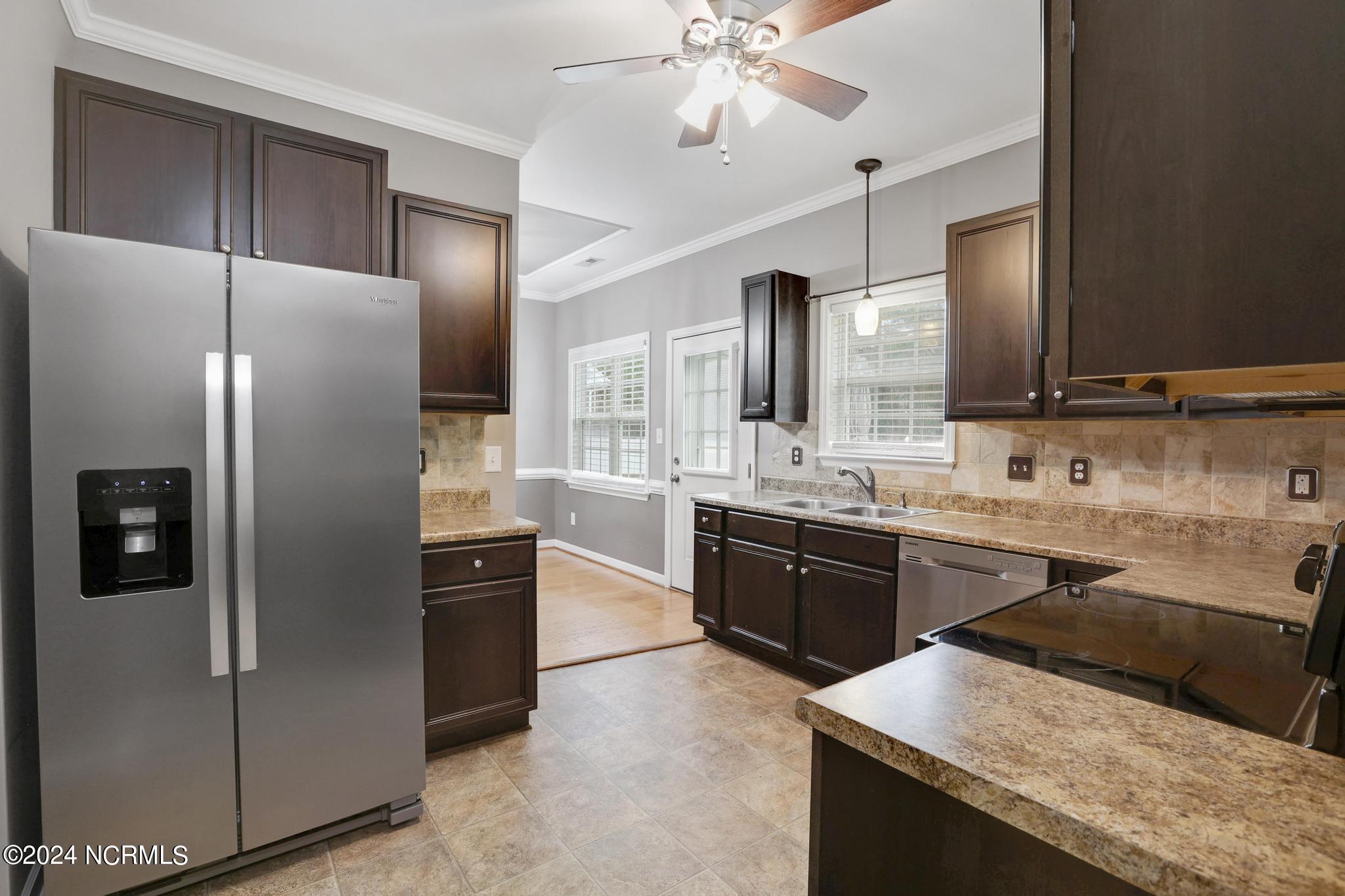 211 Wedgefield Circle Maple Hill, NC 28454 - Photo 7 of 66 IMG_6483