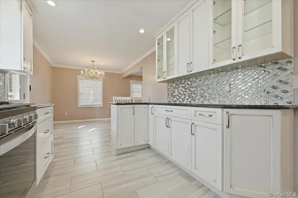 $4,995 | 18 Durham Road, New Hyde Park, NY 11040