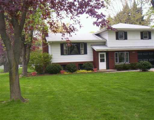 10765 Harrison Road Osceola, IN 46561 - Photo 1 of 7 Gallery Image 1
