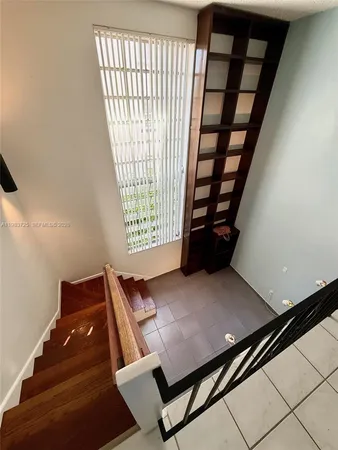 $2,150 | 335 Navarre Avenue, Unit 7, Coral Gables, FL 33134