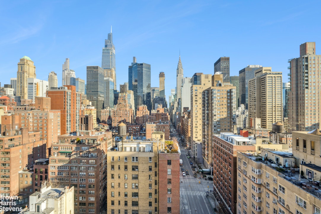 132 East 35th Street, Unit 16F Manhattan, NY 10016 - Photo 13 of 14 a view of city with tall buildings