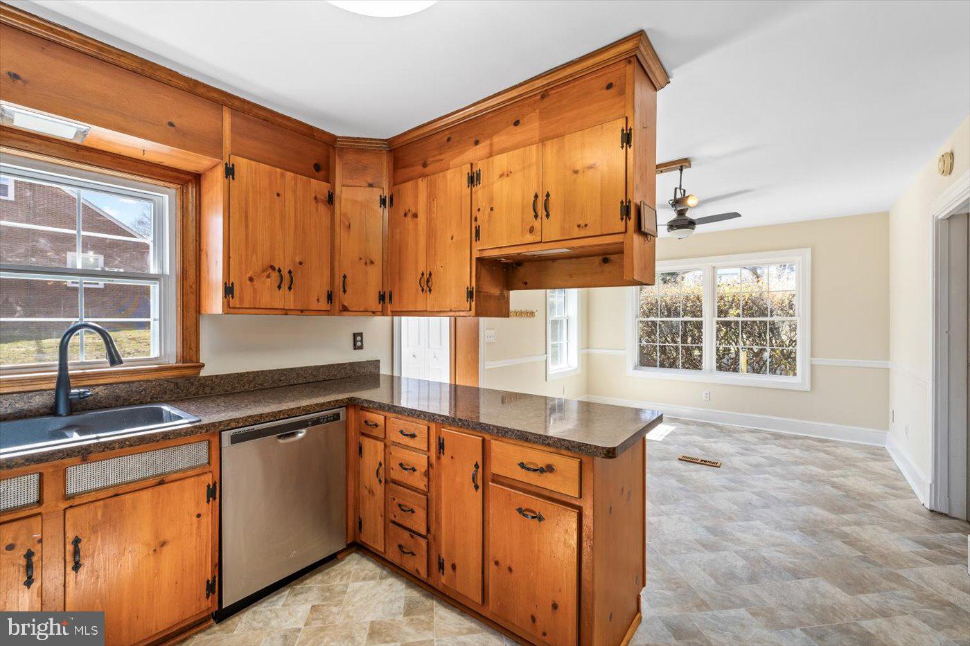 148 Red Hill Road Orange, VA 22960 - Photo 45 of 71 Kitchen/Nook