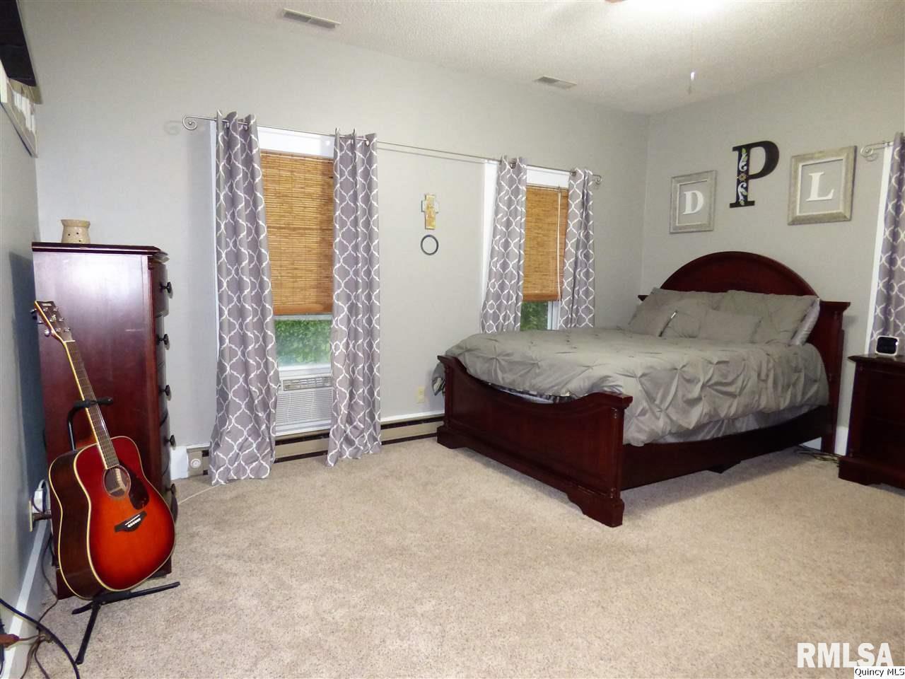 230 North Ohio Street Camp Point, IL 62320 - Photo 19 of 26 Gallery Image 19
