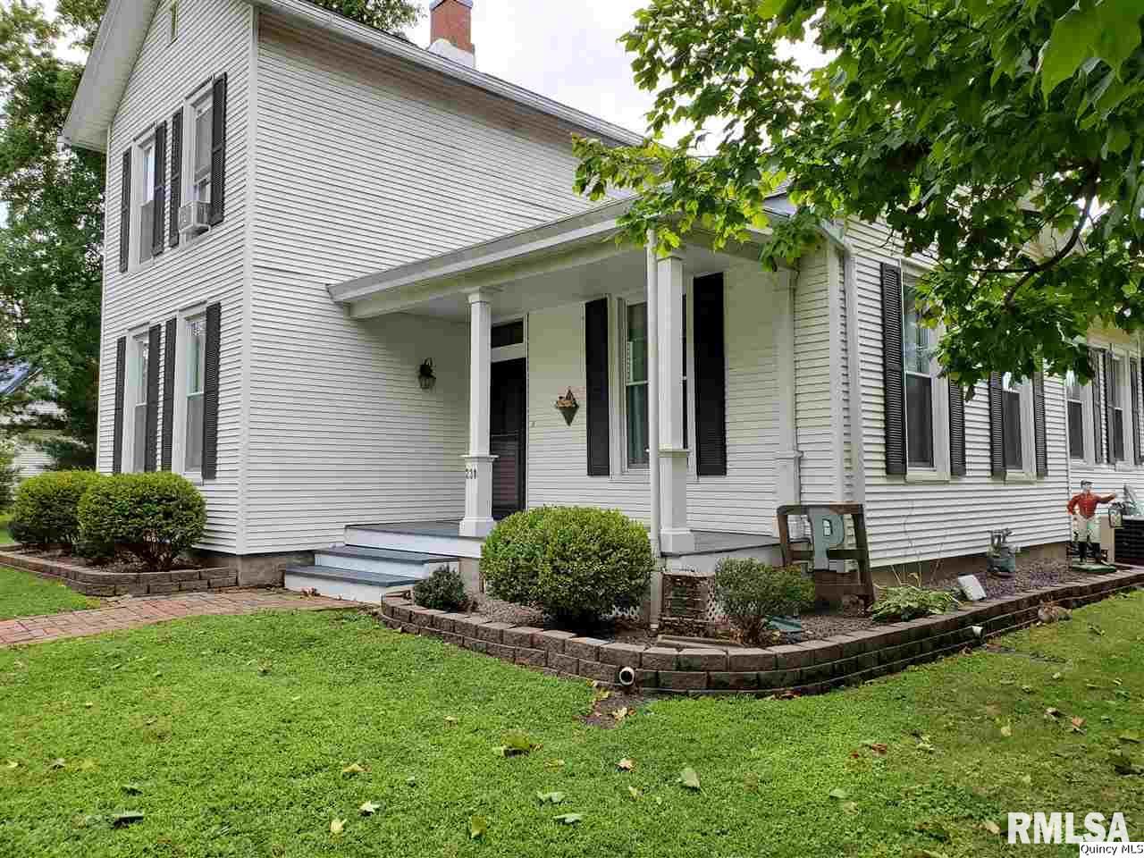 230 North Ohio Street Camp Point, IL 62320 - Photo 2 of 26 Gallery Image 2