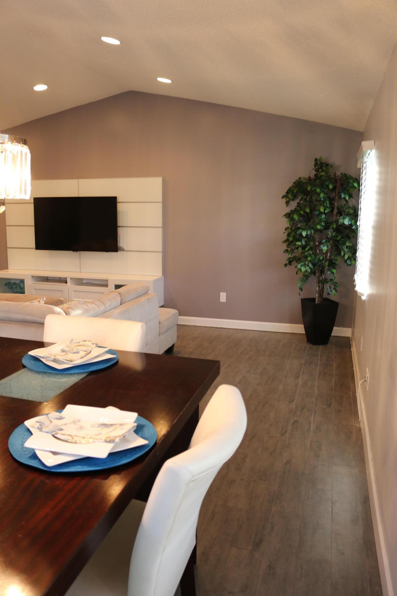 9085 Southwest 20th Street, Unit E Boca Raton, FL 33428 - Photo 13 of 38 13