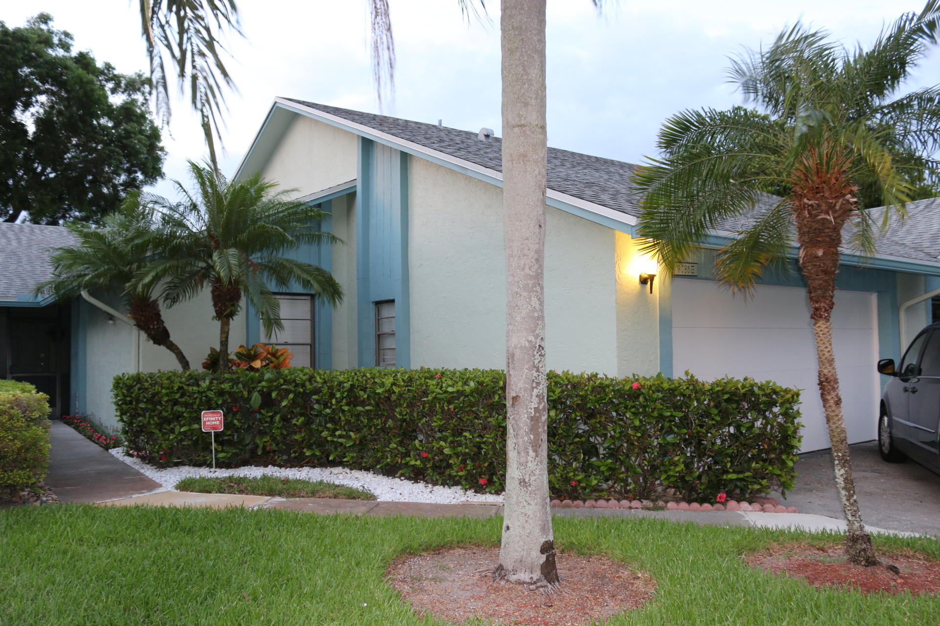 9085 Southwest 20th Street, Unit E Boca Raton, FL 33428 - Photo 2 of 38 2