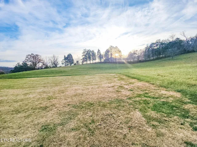 $360,000 | 397 Circle Drive, Maynardville, TN 37807