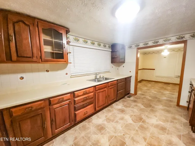 $360,000 | 397 Circle Drive, Maynardville, TN 37807