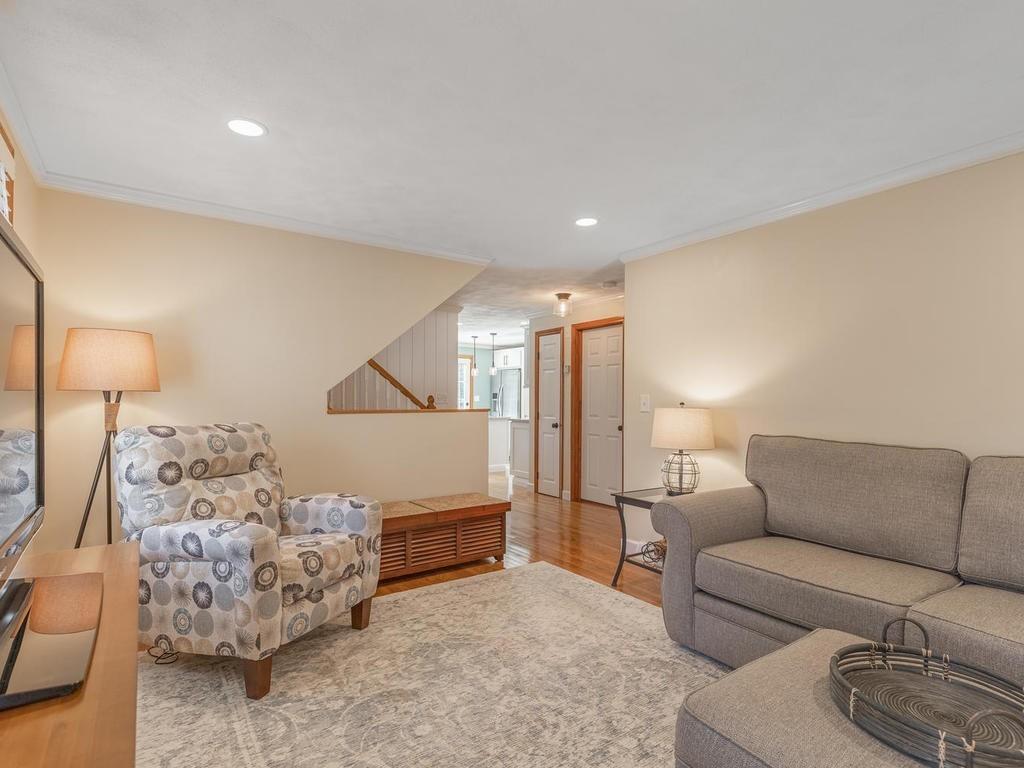 239 River St Extension Billerica, MA 01821 - Photo 12 of 34