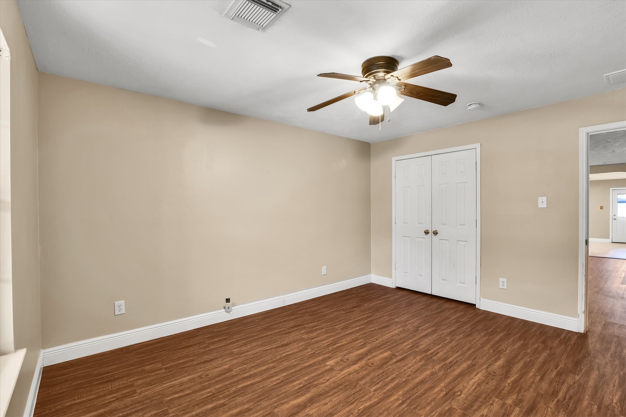 914 Ivycroft Lane Spring, TX 77373 - Photo 15 of 21 Same room, different angle!`