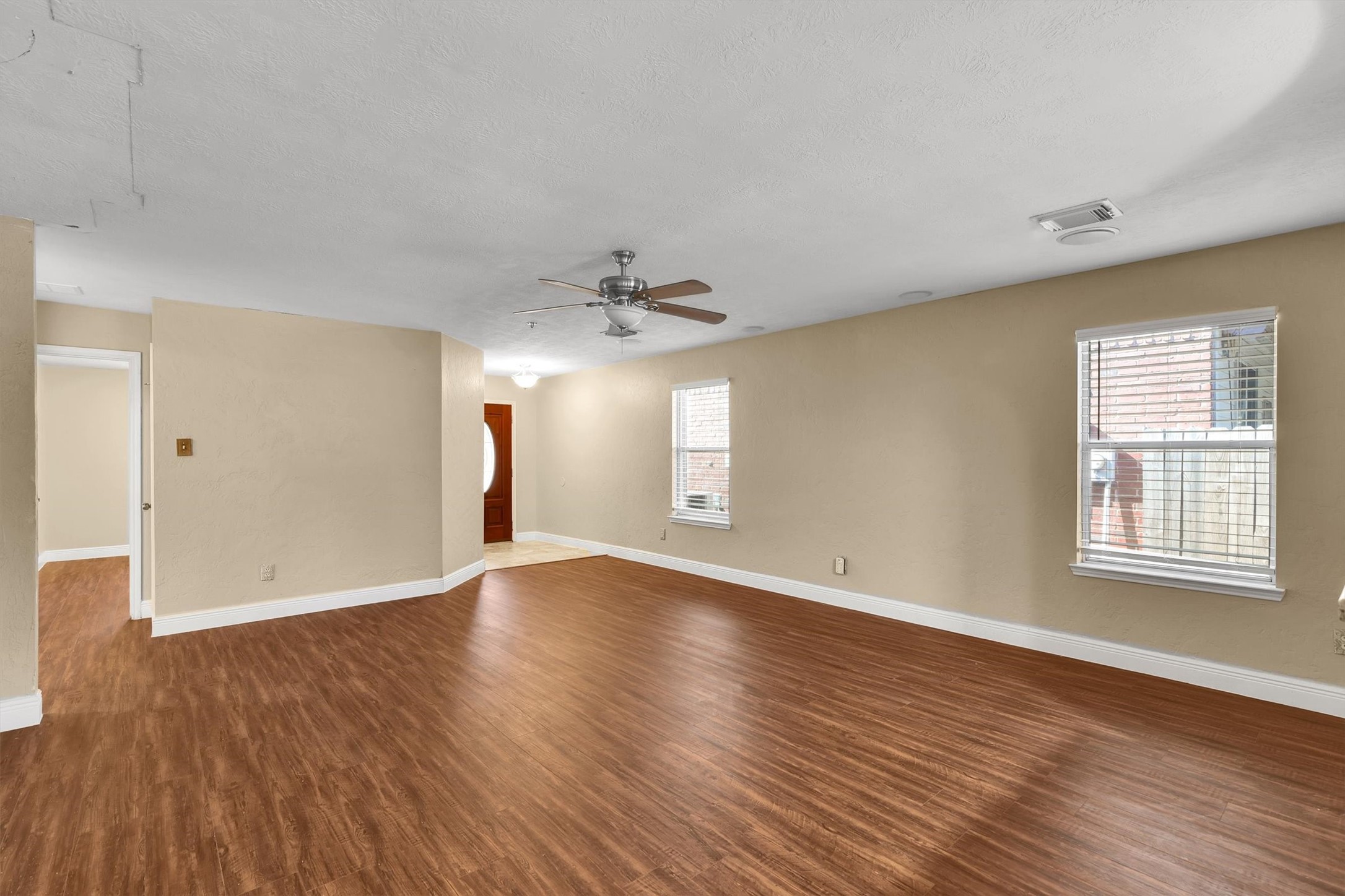 914 Ivycroft Lane Spring, TX 77373 - Photo 4 of 21 Another view of the living area, looking towards your front door.
