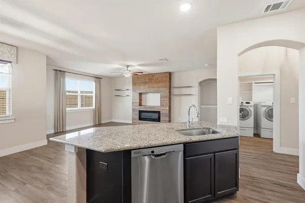 $334,500 | 100 North Highland Drive, Sanger, TX 76266