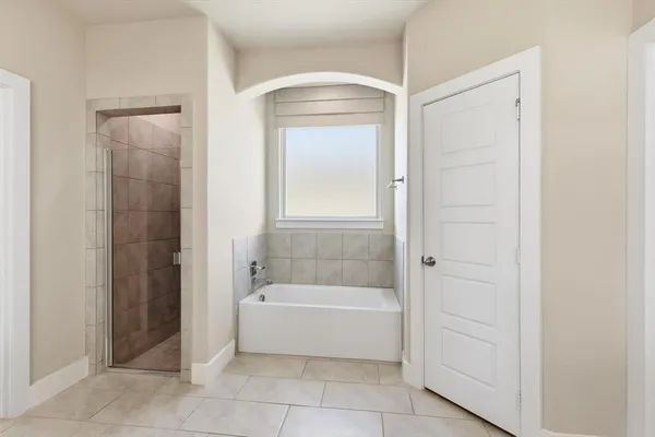 $334,500 | 100 North Highland Drive, Sanger, TX 76266