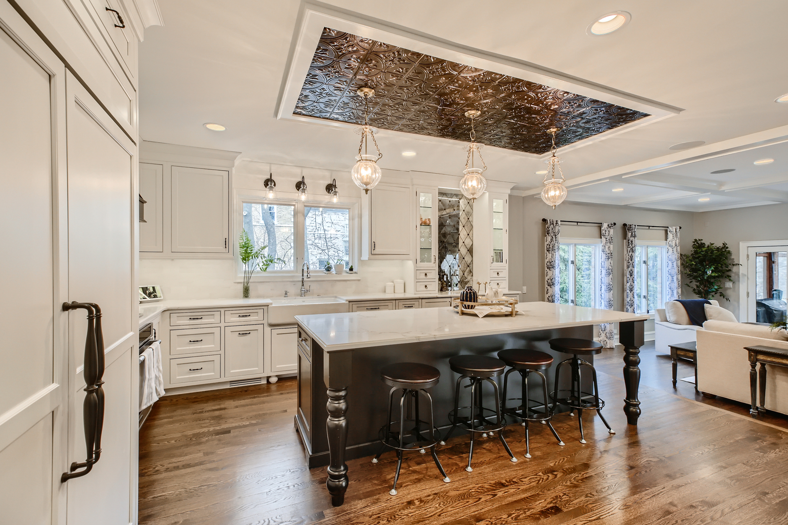 407 Brierhill Road Deerfield, IL 60015 - Photo 4 of 38