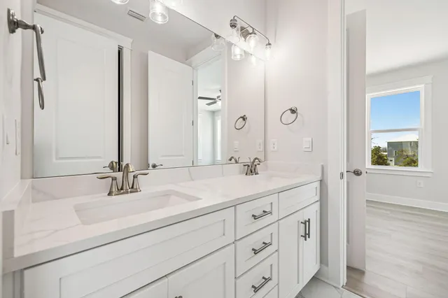 $684,900 | 176 Marsh View Ridge Ln Cape, Port St. Joe, FL 32456