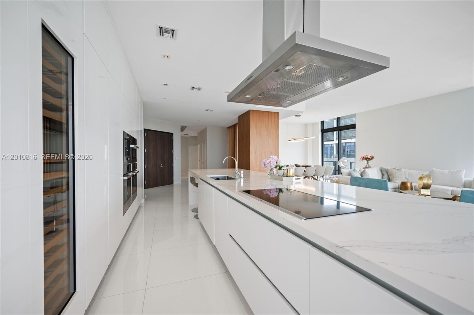 88 Southwest 7th Street, Unit PH4301 Miami, FL 33130 - Photo 8 of 47