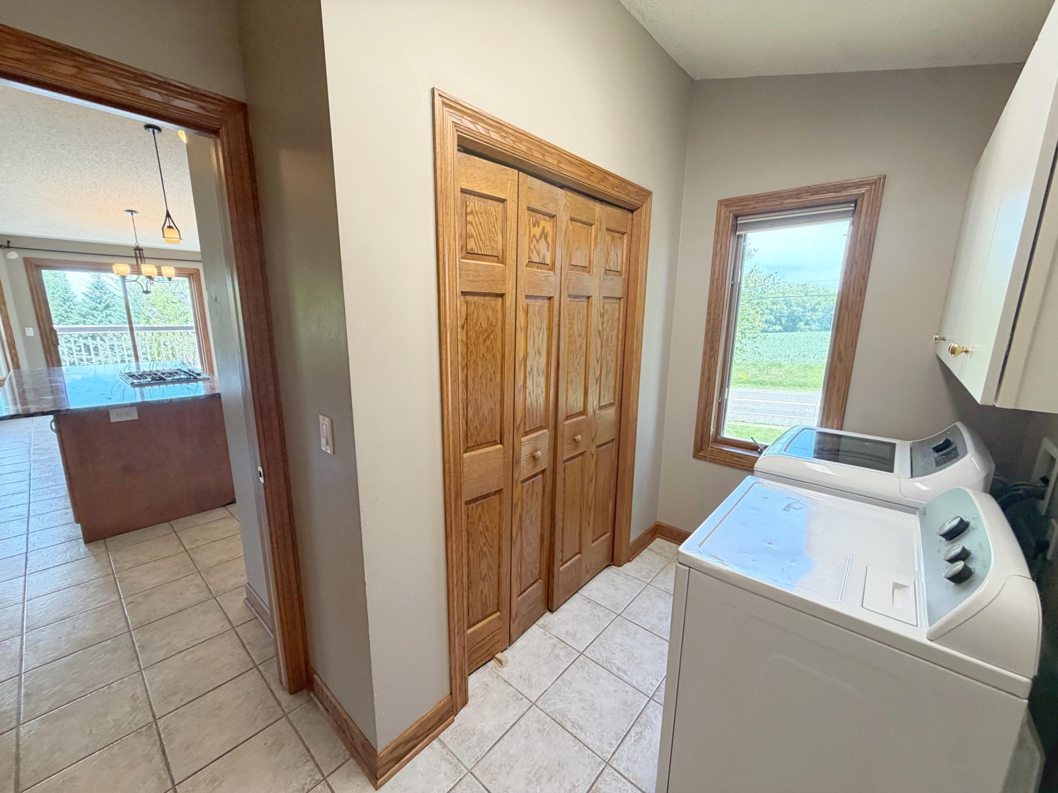 1103 Southern Hills Lane Southwest Rochester, MN 55902 - Photo 16 of 28