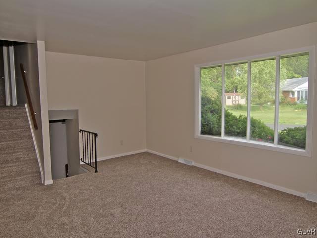 3525 Edinburgh Road Allentown, PA 18104 - Photo 11 of 14 Gallery Image 11