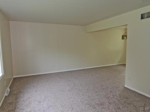 3525 Edinburgh Road Allentown, PA 18104 - Photo 9 of 14 Gallery Image 9