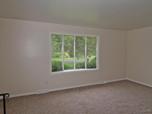 3525 Edinburgh Road Allentown, PA 18104 - Photo 10 of 14 Gallery Image 10