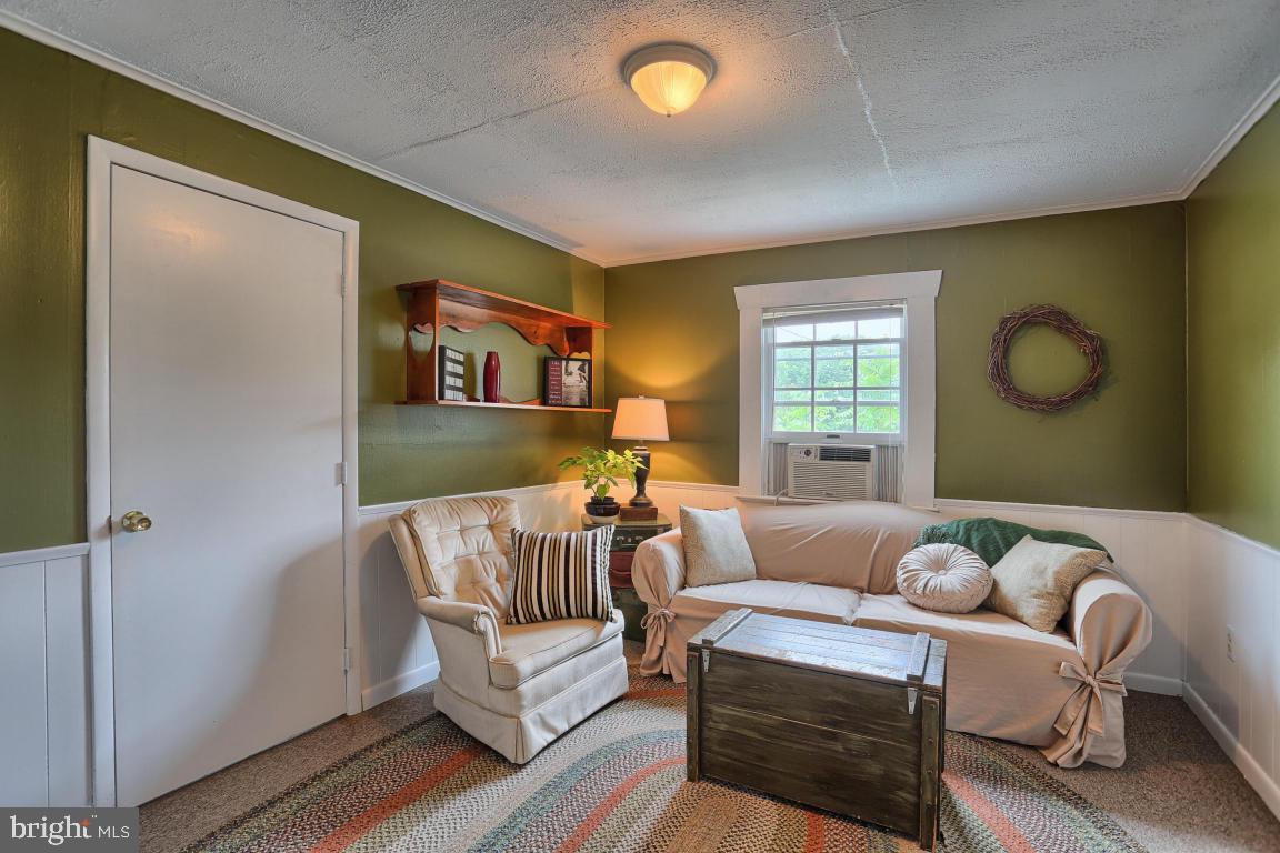 1394 North Strickler Road Manheim, PA 17545 - Photo 17 of 40