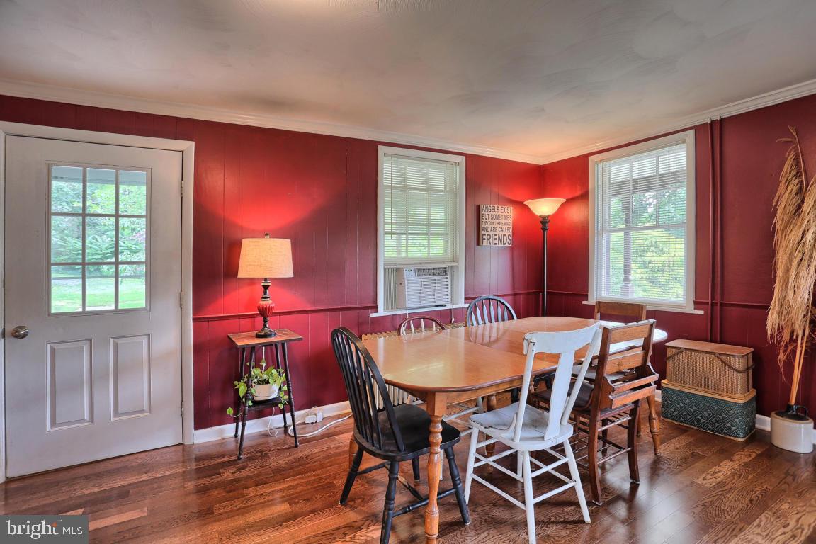 1394 North Strickler Road Manheim, PA 17545 - Photo 3 of 40