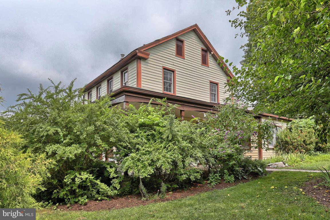 1394 North Strickler Road Manheim, PA 17545 - Photo 32 of 40
