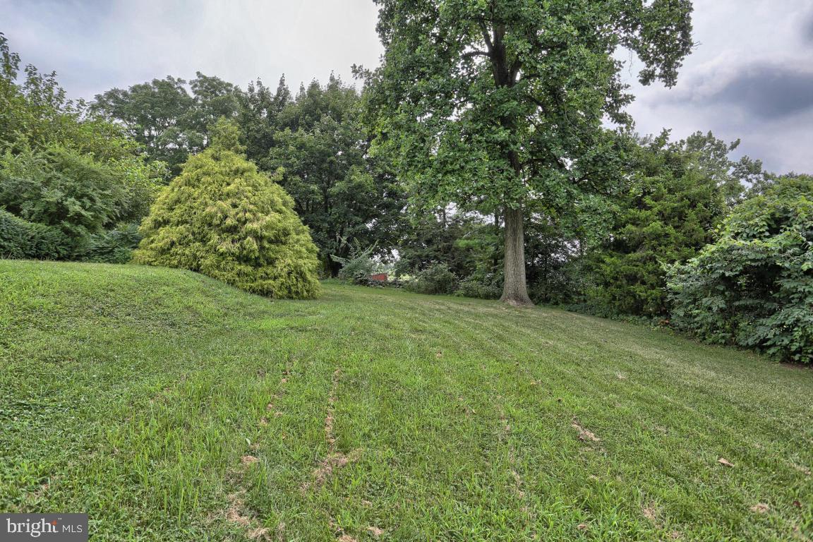 1394 North Strickler Road Manheim, PA 17545 - Photo 33 of 40