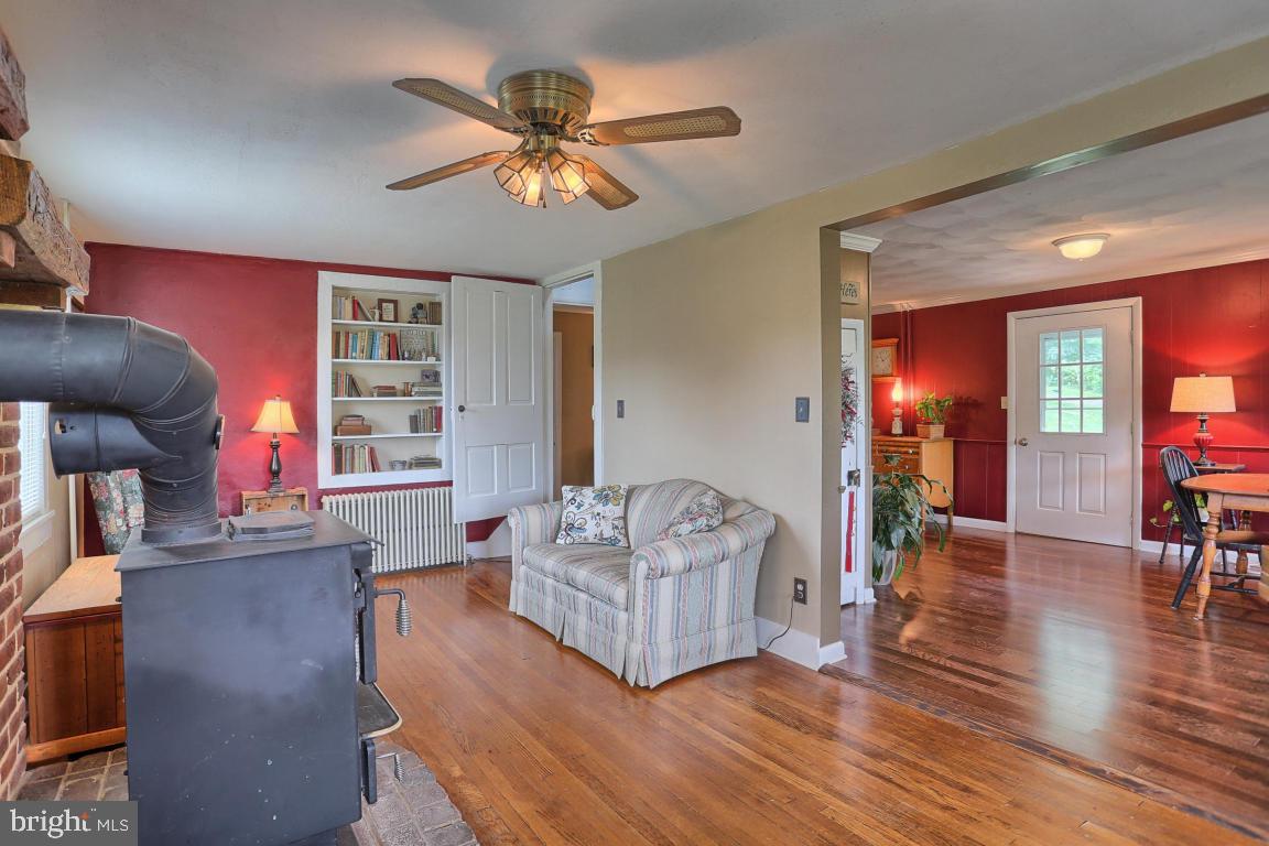 1394 North Strickler Road Manheim, PA 17545 - Photo 8 of 40