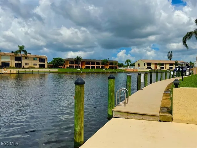 a brick building with a view of lake