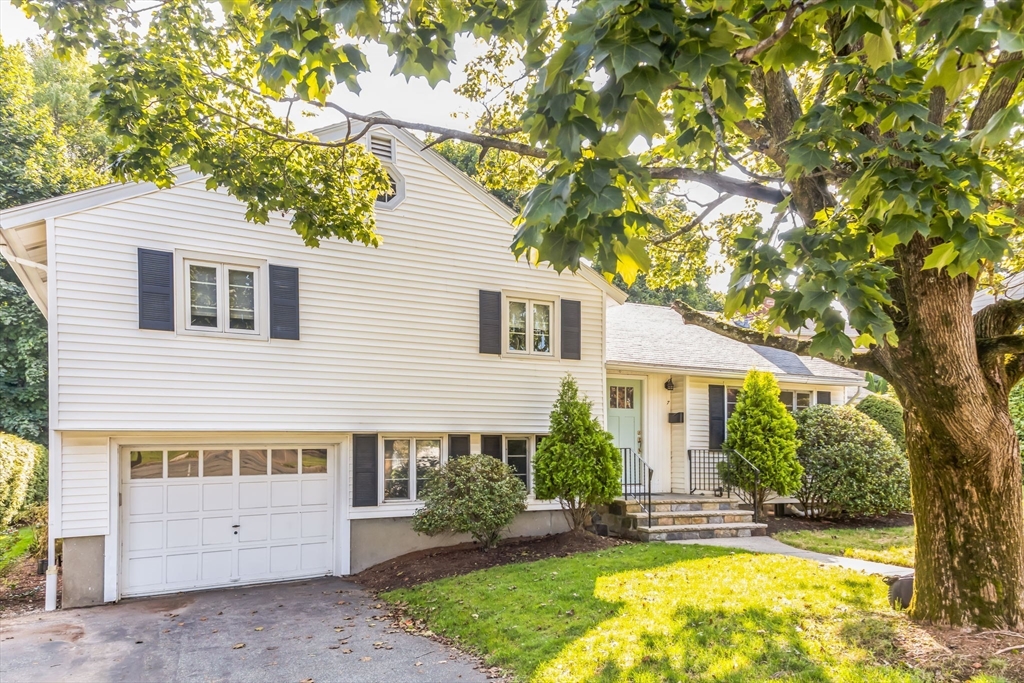 7 Hanford Road Stoneham, MA 02180 - Photo 2 of 28 Gallery Image 2