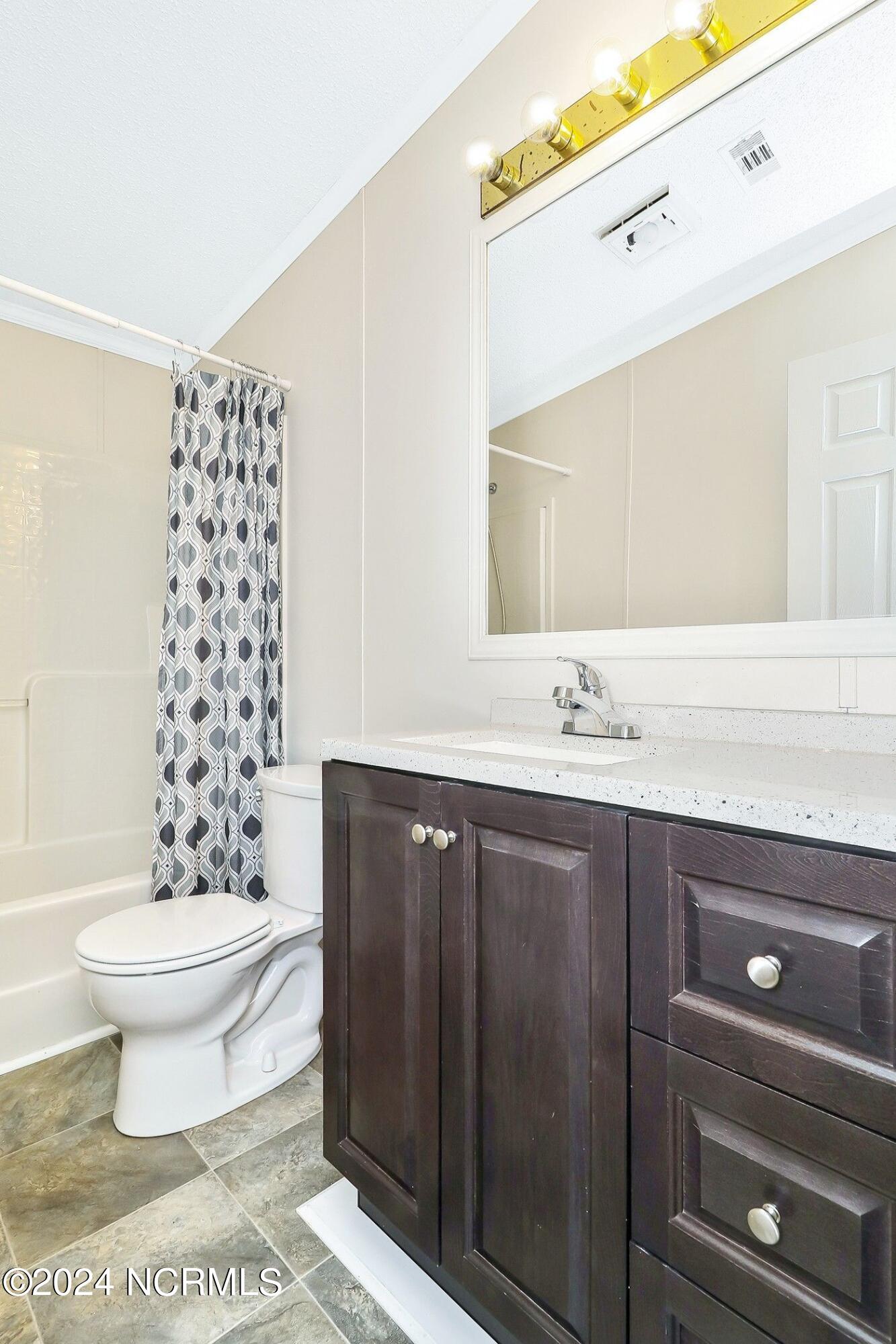 202 Maple Road Currituck, NC 27929 - Photo 20 of 26 Toilet 1 yr old