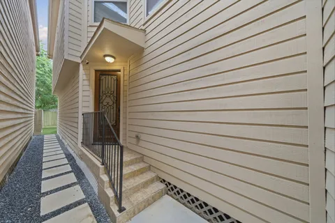 $539,000 | 5539 Kiam Street, Houston, TX 77007