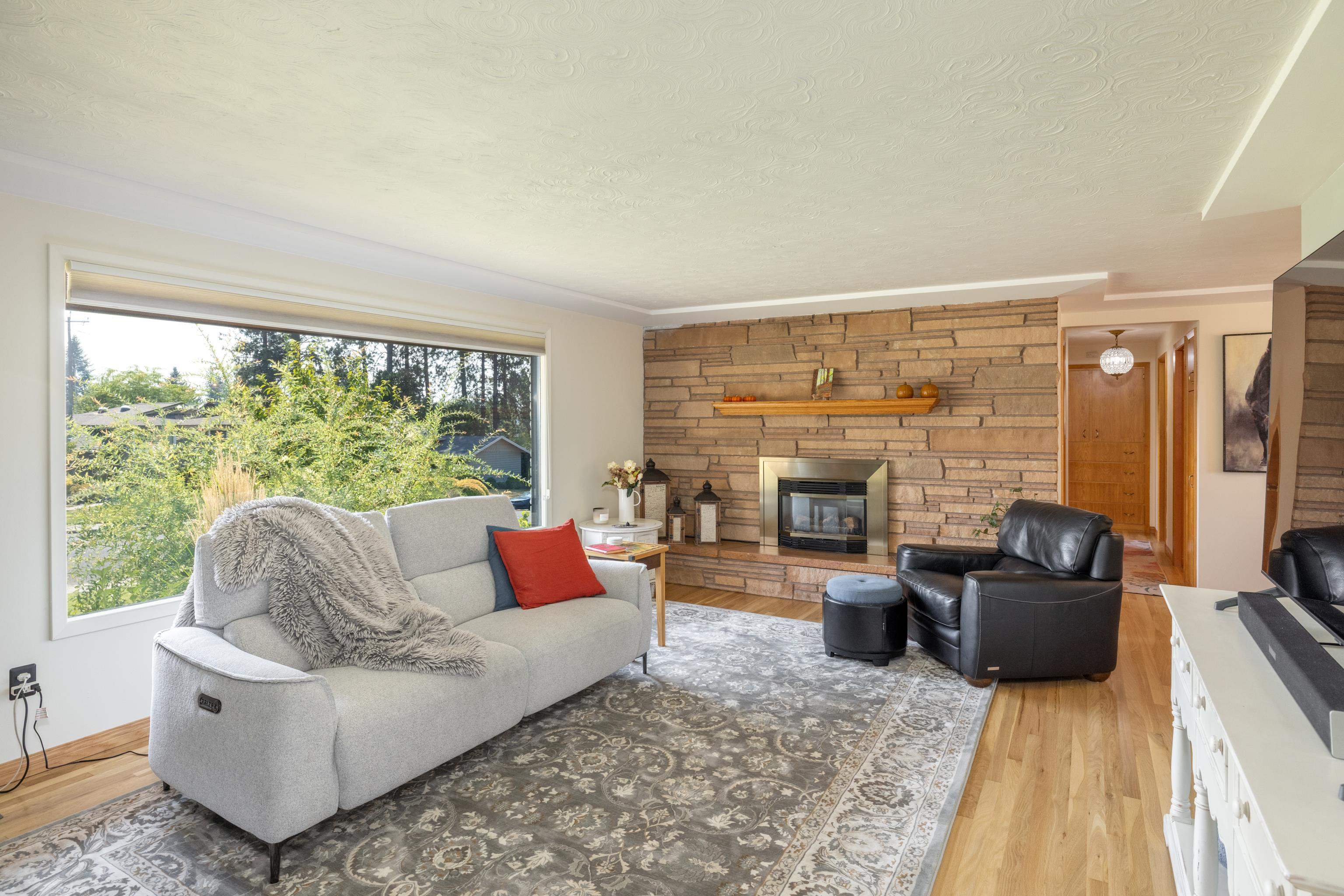 4318 West Janice Avenue Spokane, WA 99208 - Photo 4 of 32