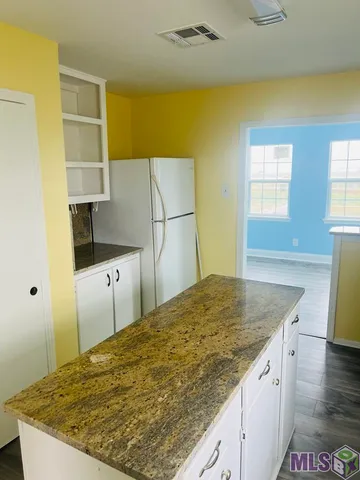 $299,900 | 3544 Highway 1, Grand Isle, LA 70358